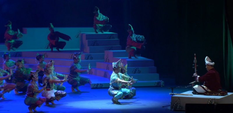 Un momento de la presentación “Malasia Peninsular: orquesta tradicional ‘Gamelan’ y danzas de palacio”.